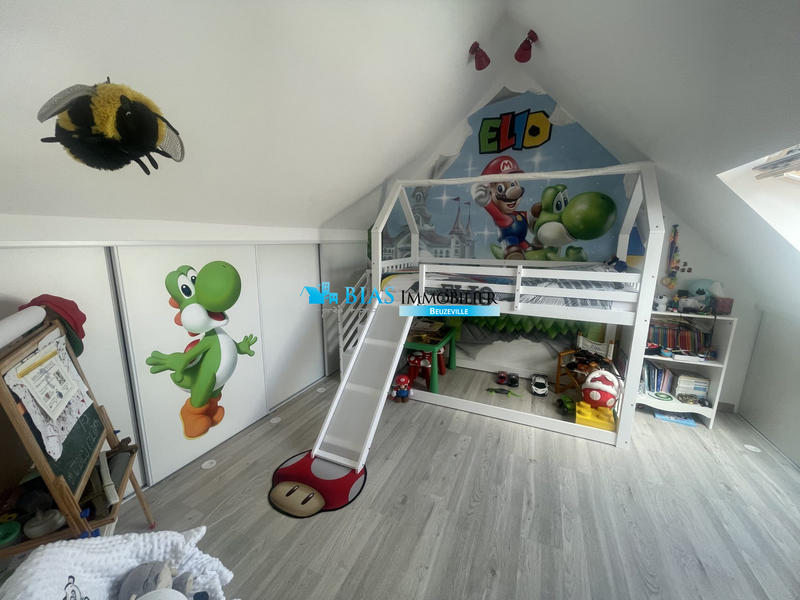 Maison - 110 m² - 6 pièces