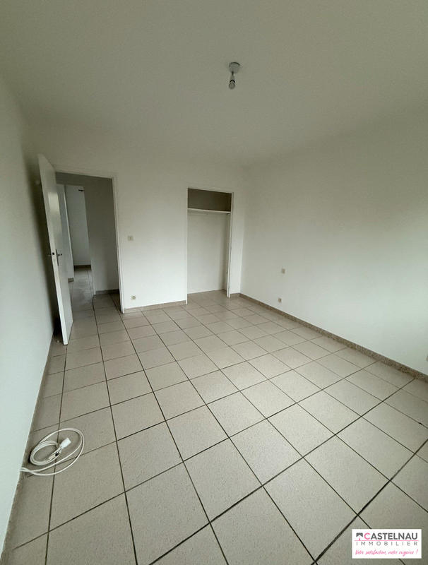 Maison traditionnelle - 240 m² - 8 pièces