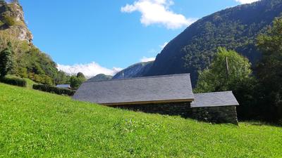 Grange - 175 m² - 2 pièces