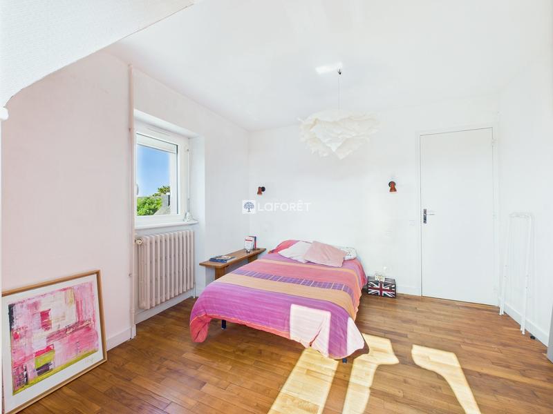 Maison traditionnelle - 135 m² - 6 pièces