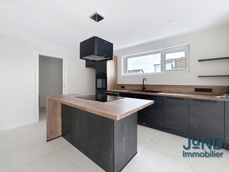 Maison - 103 m² - 4 pièces