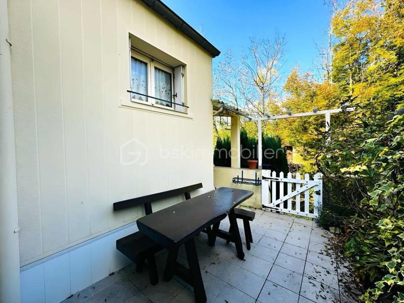 Maison - 89 m² - 6 pièces