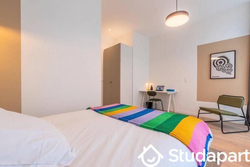 Chambre - 9 m² - 1 pièce