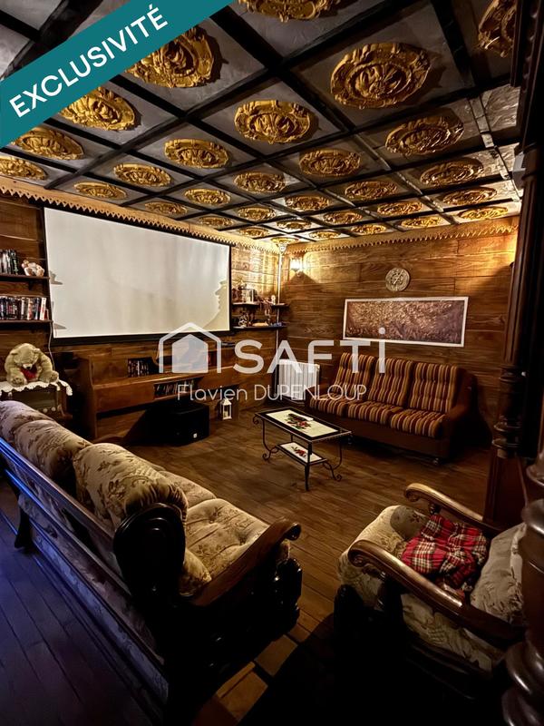 Propriété - 450 m² - 13 pièces