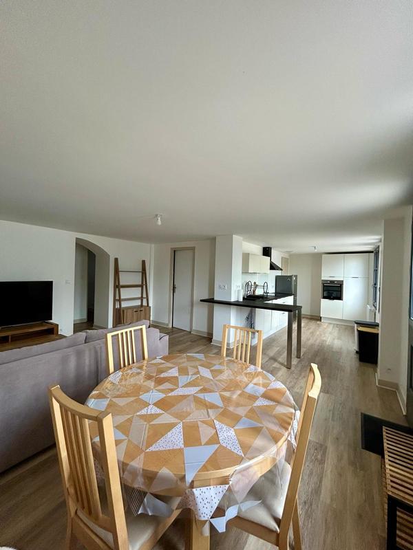 Appartement - 84 m² - 3 pièces