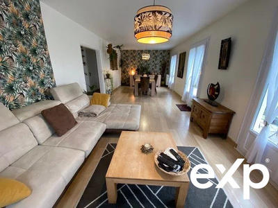 Maison - 90 m² - 4 pièces