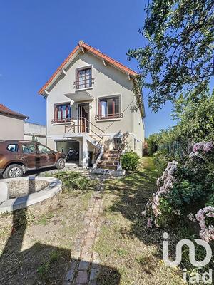 Maison - 141 m² - 6 pièces