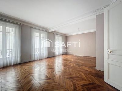 Appartement - 101 m² - 5 pièces