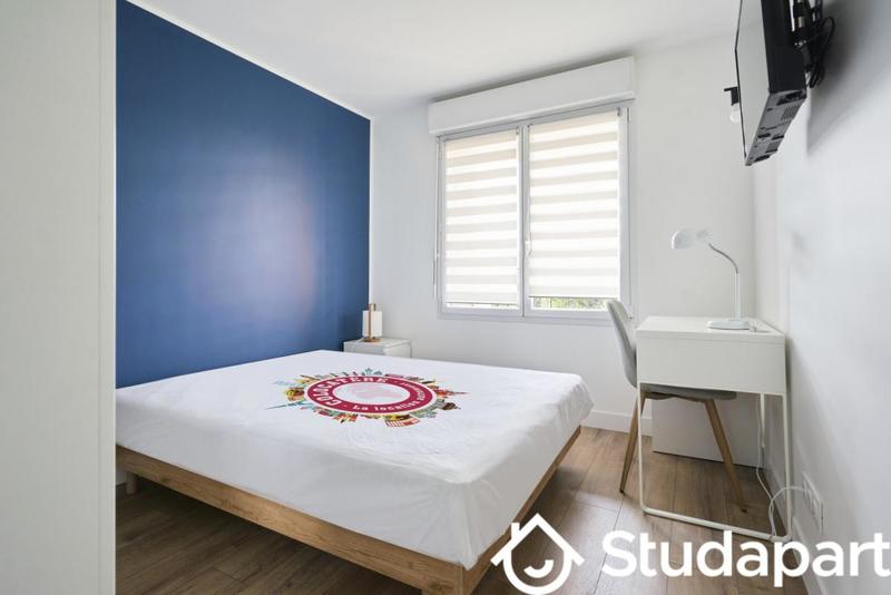 Chambre - 11 m² - 1 pièce