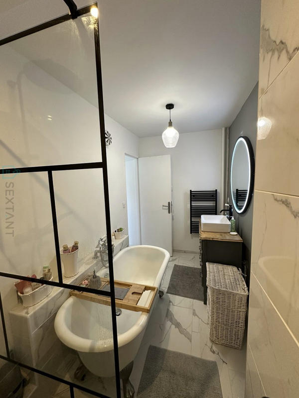 Appartement - 76 m² - 3 pièces