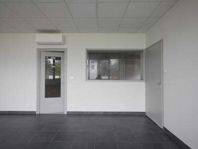 Entrepôt - 490 m² - 3 pièces
