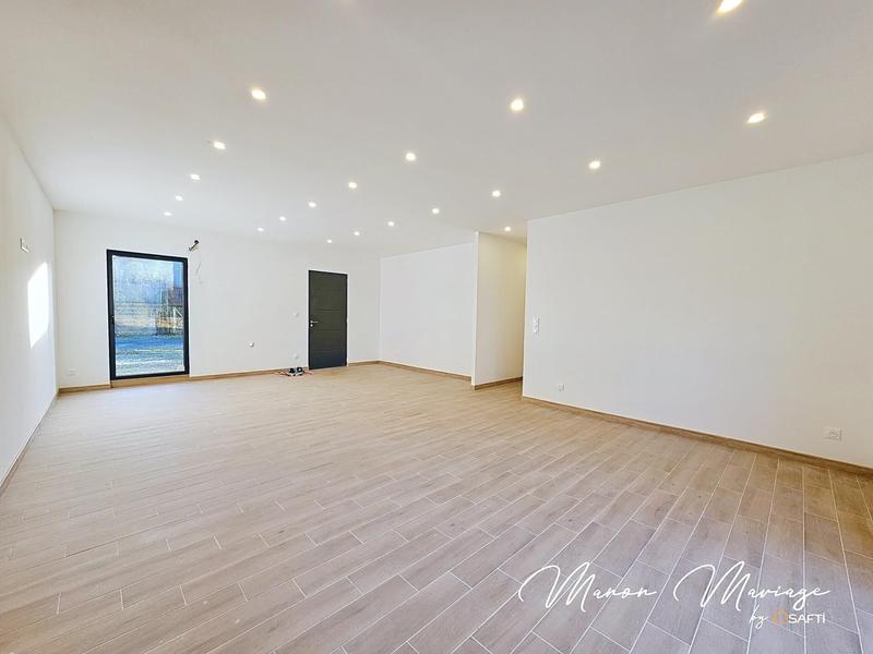 Maison - 105 m² - 4 pièces