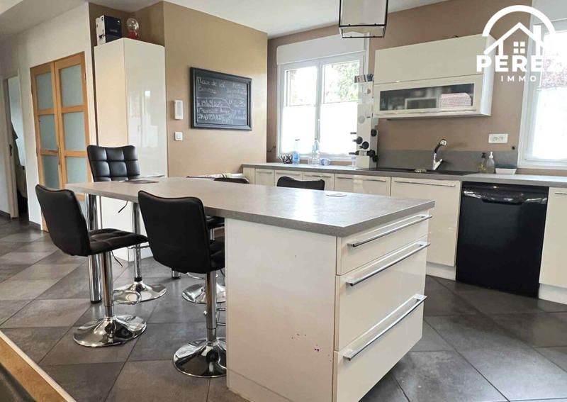 Maison - 120 m² - 5 pièces