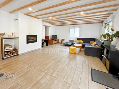Maison - 90 m² - 3 pièces