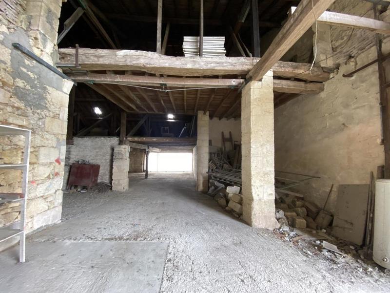 Maison - 654 m² - 11 pièces