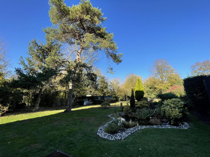 Maison - 337 m² - 10 pièces