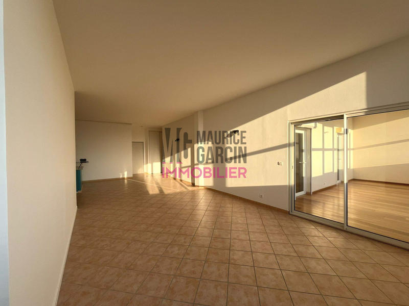 Appartement - 148 m² - 5 pièces