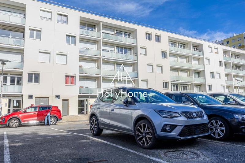 Appartement ancien - 62 m² - 3 pièces