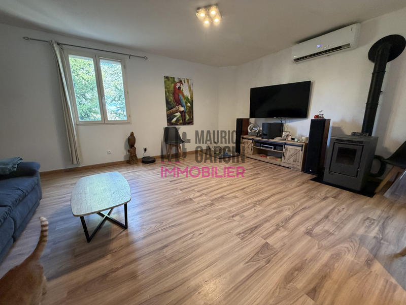 Maison - 96 m² - 5 pièces