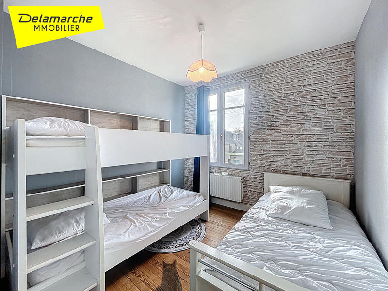 Maison - 169 m² - 10 pièces