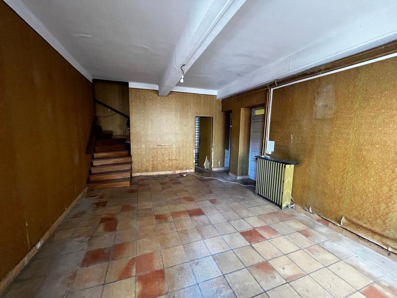 Maison - 243 m² - 11 pièces