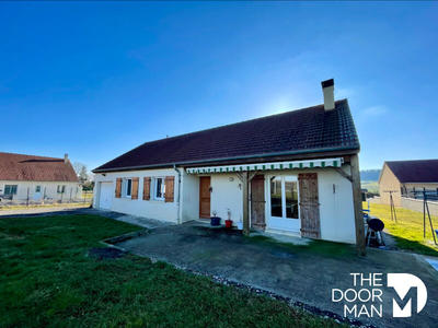 Maison - 93 m² - 4 pièces