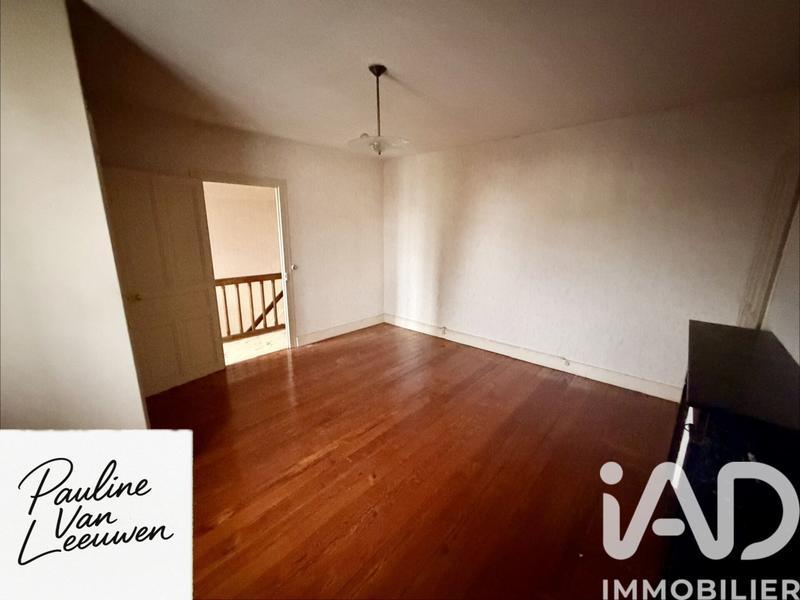 Maison - 198 m² - 8 pièces