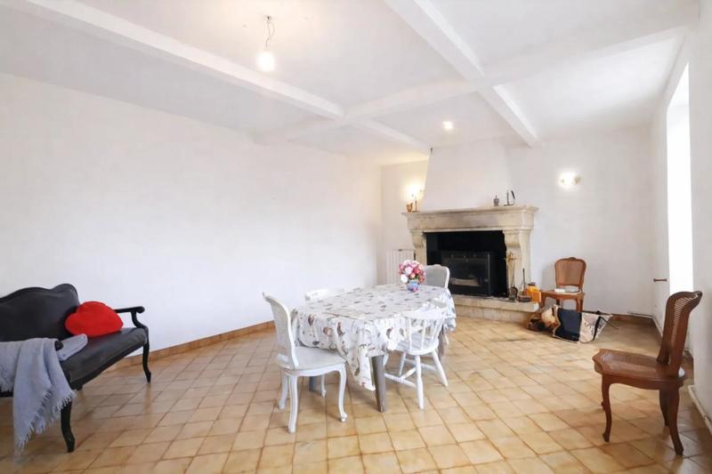 Maison - 151 m² - 8 pièces
