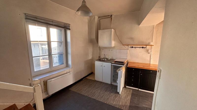 Maison - 450 m² - 7 pièces