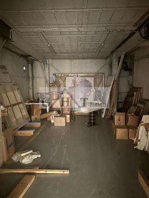 Entrepôt - 1 200 m²