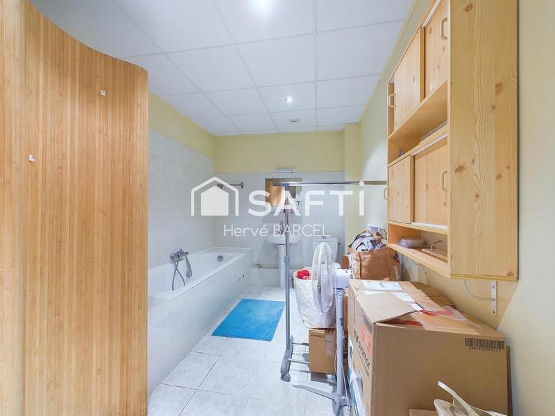 Maison - 279 m² - 12 pièces