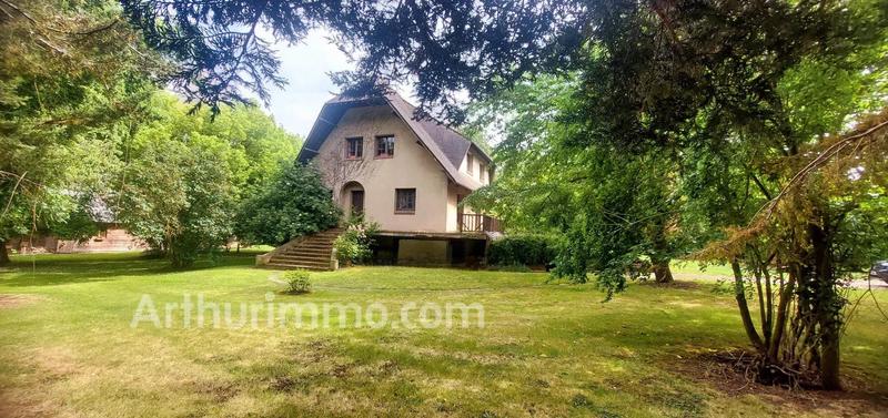 Maison - 161 m² - 7 pièces