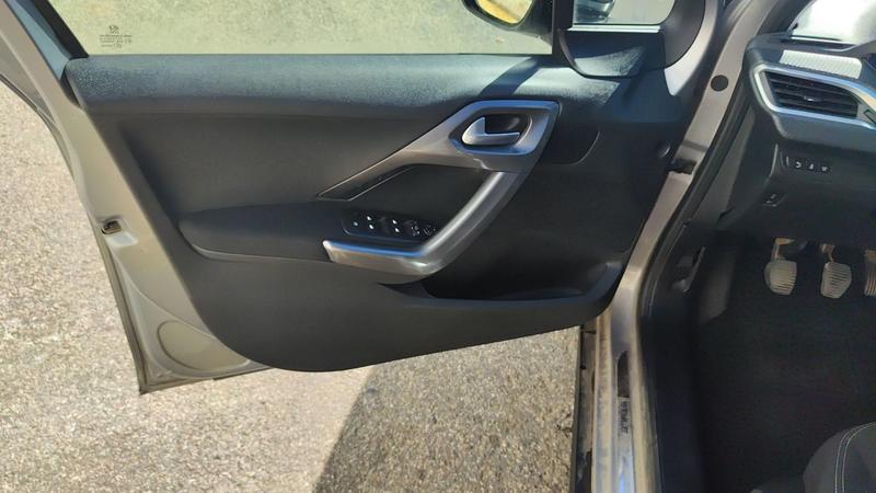 Peugeot 2008 II 1.2 Thp 110 Active Business