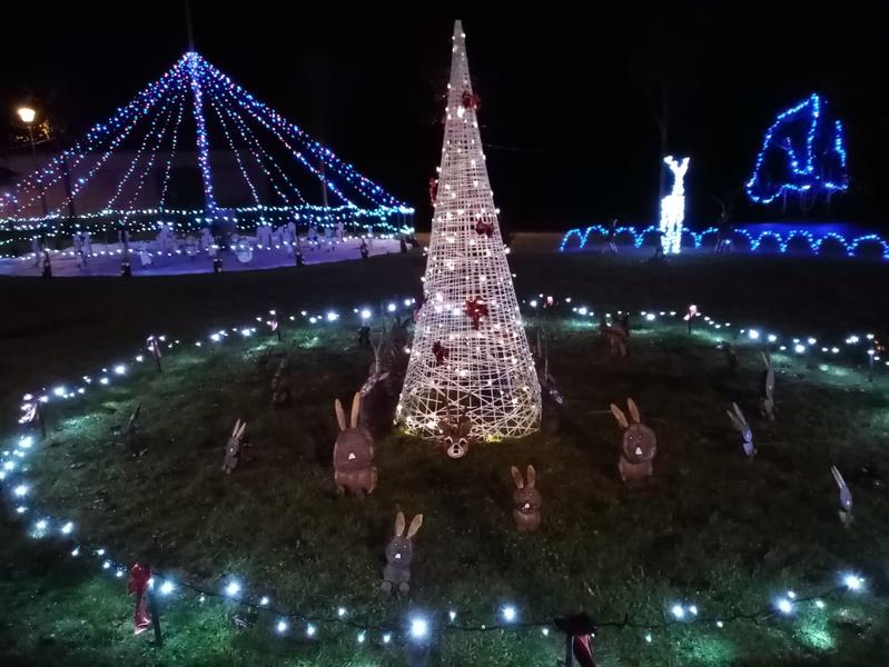 Illumination du Village de Noël et la maison du Père Noël