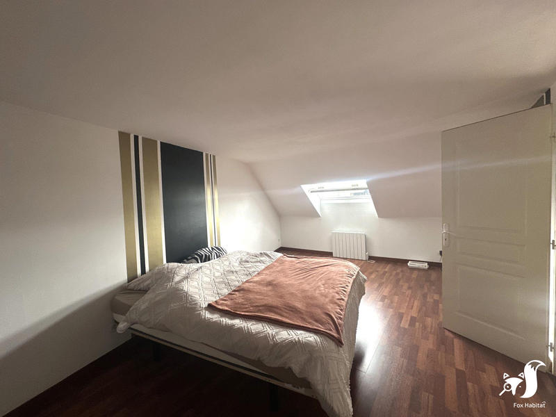 Maison - 245 m² - 8 pièces