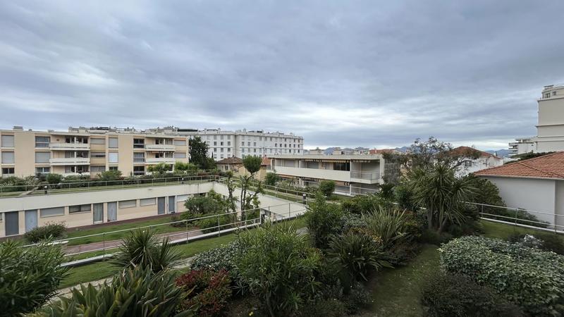 Appartement - 76 m² - 3 pièces