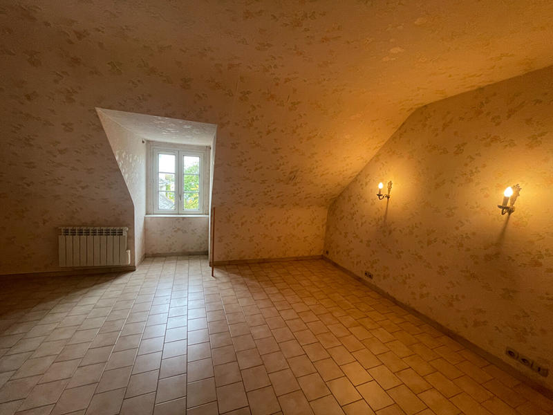 Maison - 257 m² - 11 pièces