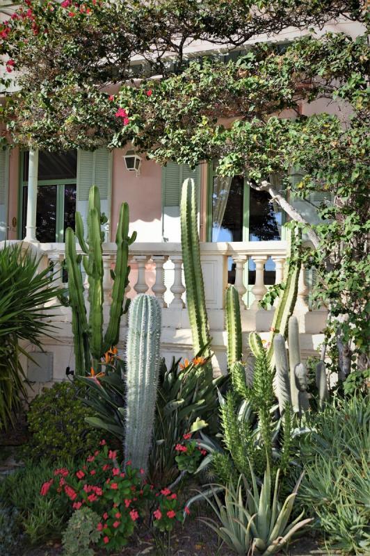 Maison - 260 m² - 8 pièces