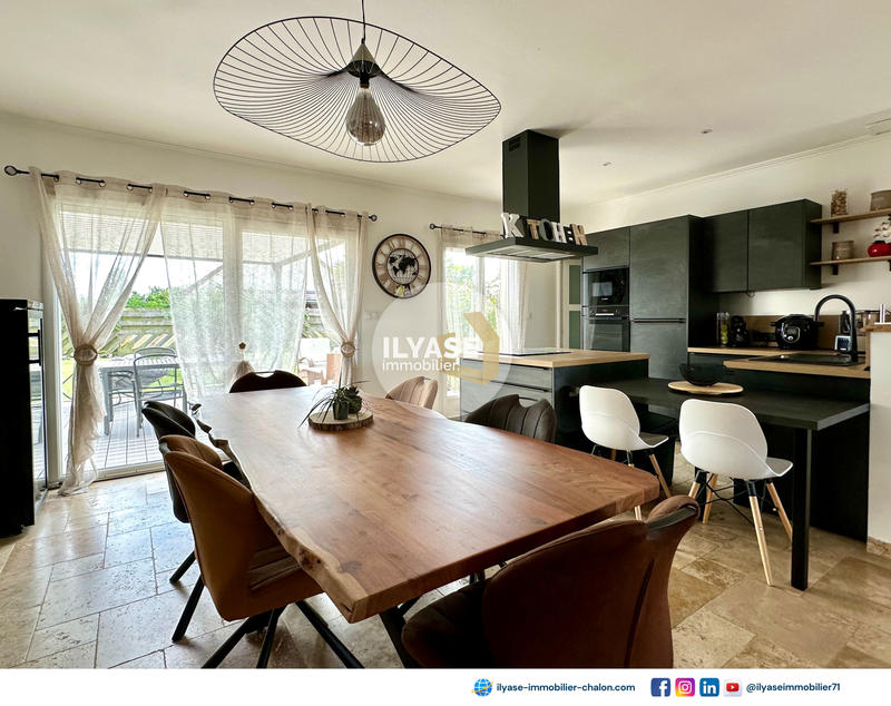 Maison - 124 m² - 5 pièces