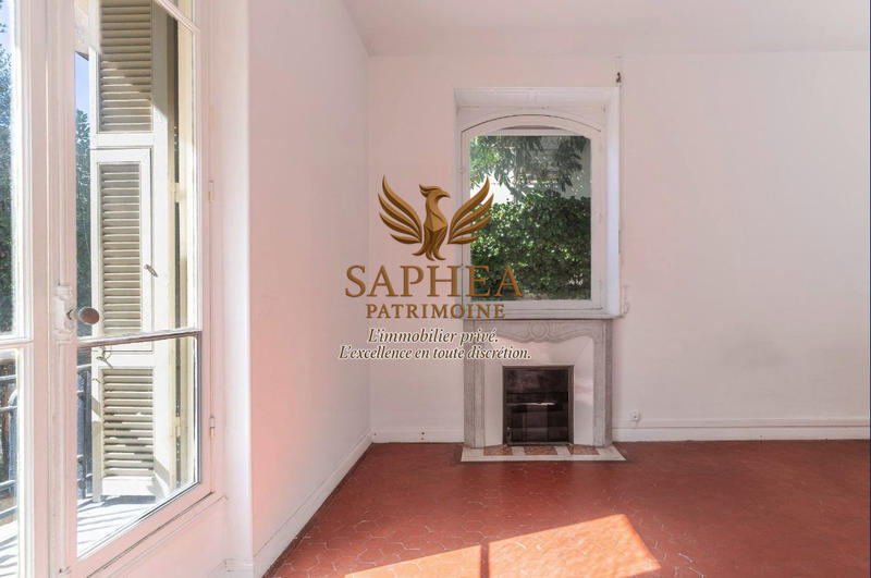 Appartement - 136 m² - 6 pièces