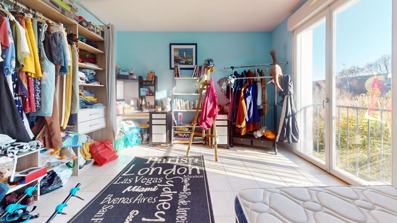 Maison - 180 m² - 7 pièces