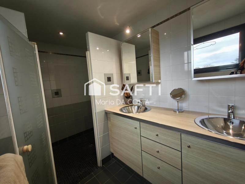 Maison - 168 m² - 5 pièces