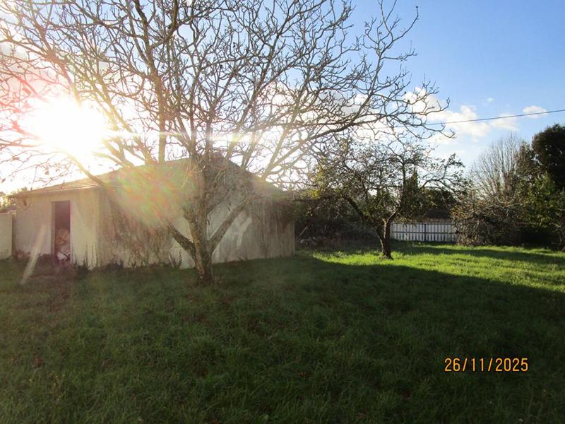 Terrain constructible - 668 m²