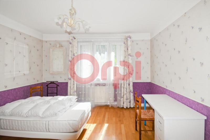 Appartement - 86 m² - 4 pièces