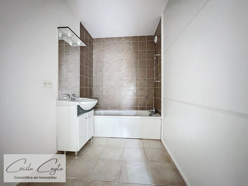 Appartement - 84 m² - 4 pièces