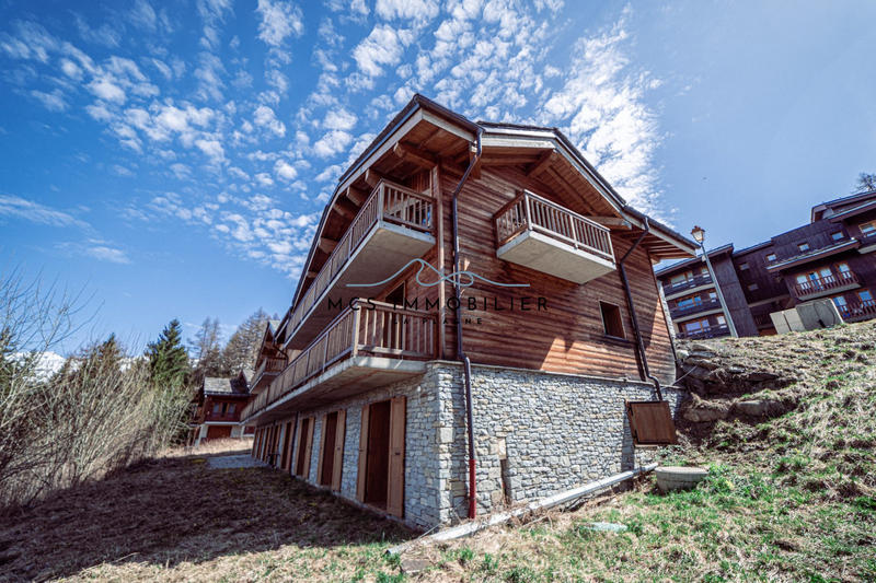 Châlet - 300 m² - 11 pièces