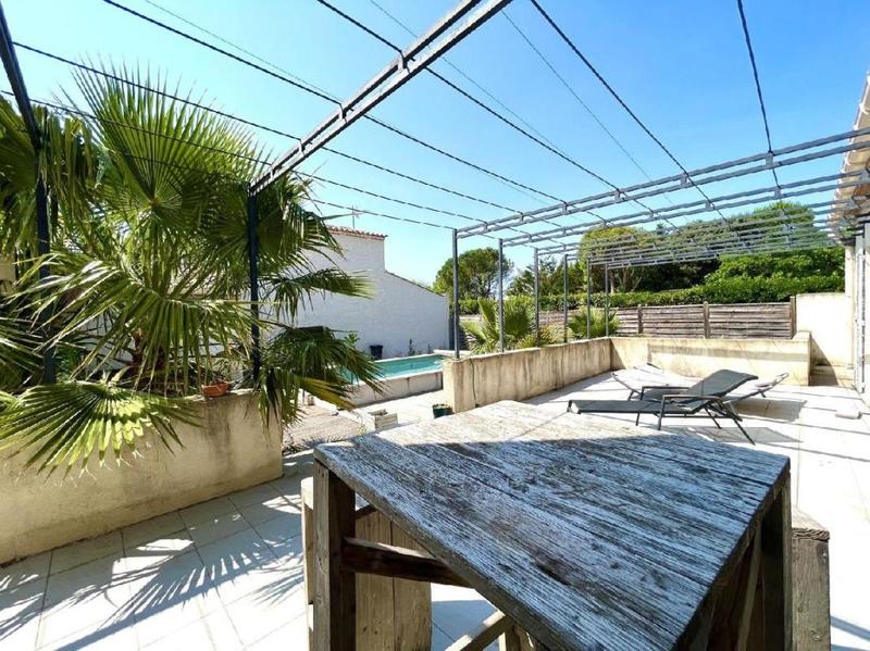 Maison - 140 m² - 5 pièces