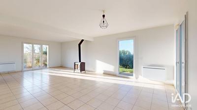 Maison - 152 m² - 6 pièces