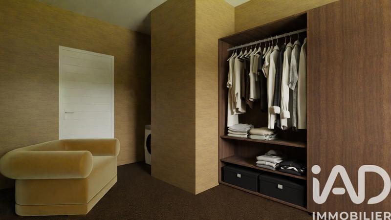 Maison - 224 m² - 8 pièces