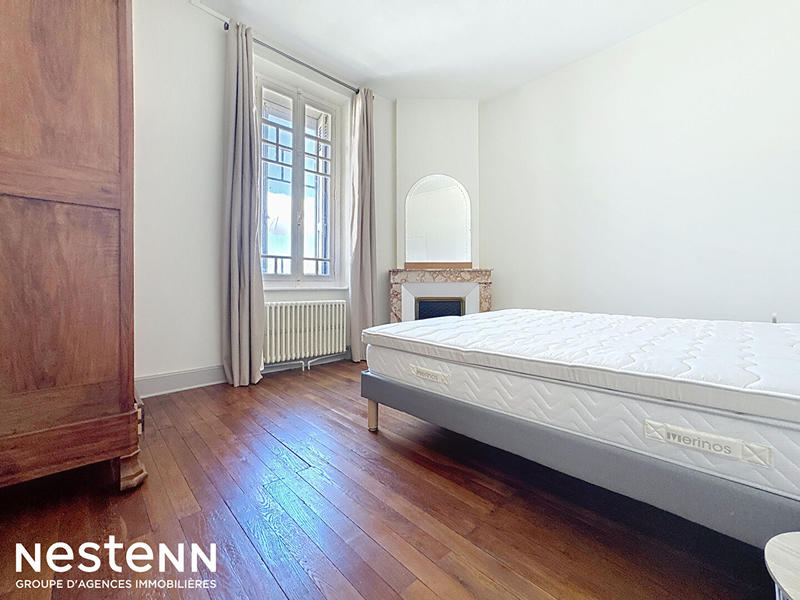 Maison - 184 m² - 7 pièces